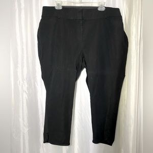 Curvy crop pants from Lane Bryant
